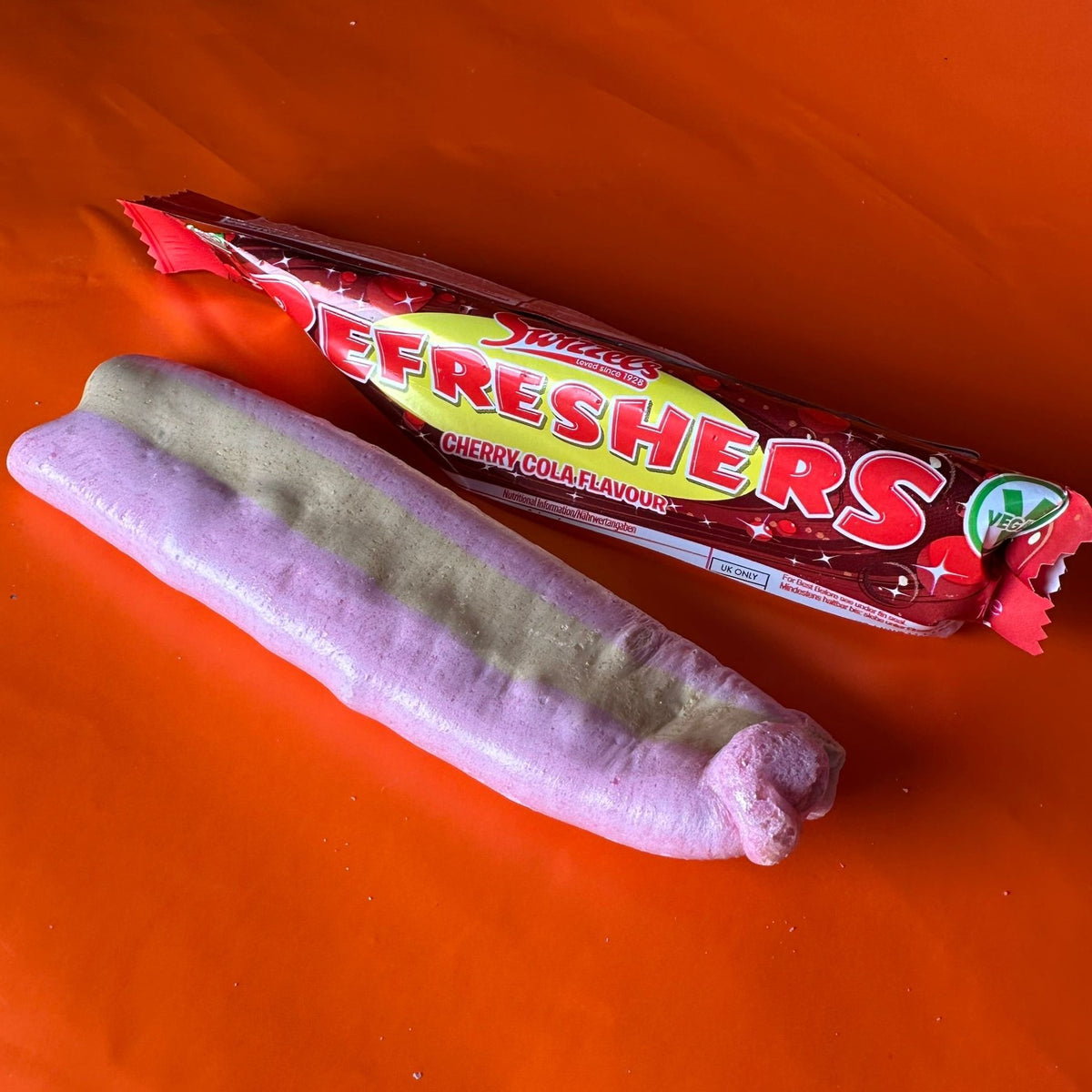 Refreshers Cherry Cola Chew Bar - Freeze Dried Sweets - Vegan, Vegetarian & Halal