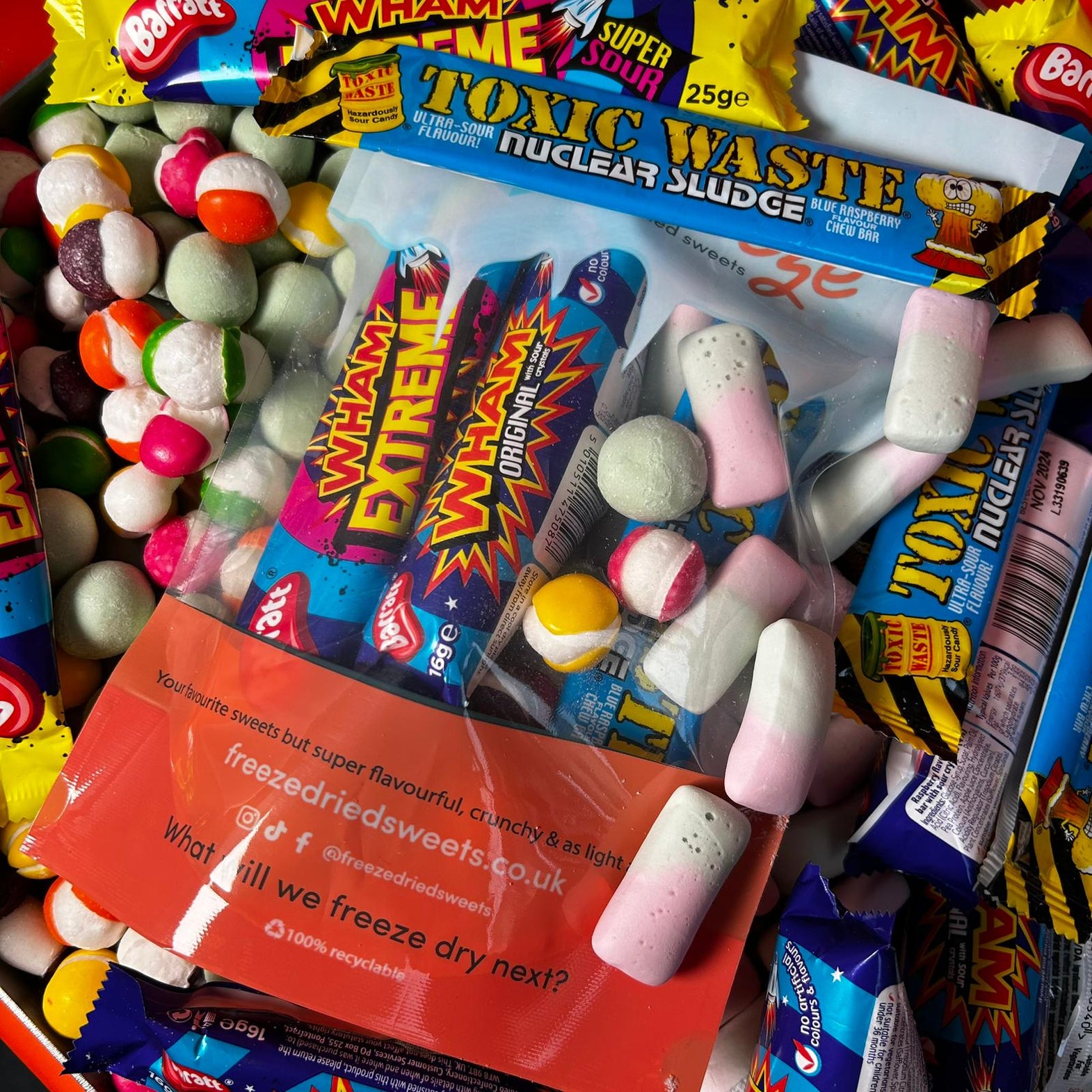 Fruity Squishy Clouds Crazy Sour – Freeze Dried Sweets