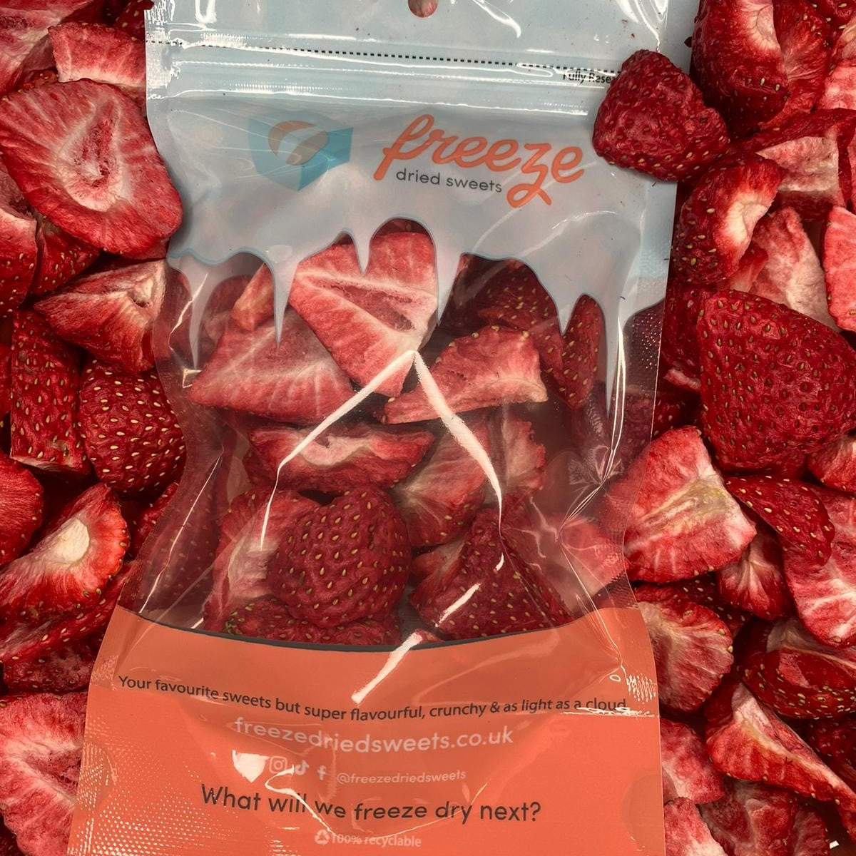 Strawberries - Freeze Dried Fruits - Vegan, Vegetarian & Halal